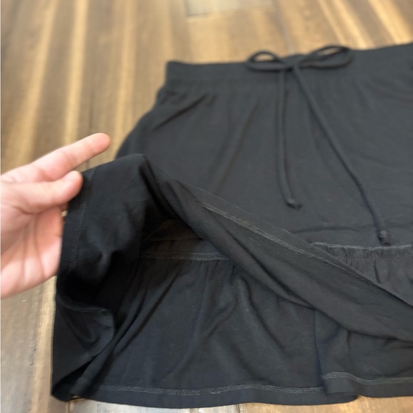 NWT Sz S Black Ruffle Hem Mini Skirt Tiered Flowy Elastic Waist Trumpet Y2K Goth - Picture 6 of 7